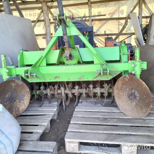 Пленкоукладчик / Грядообразователь JONES Engineering 1-35T/12 single, 2014