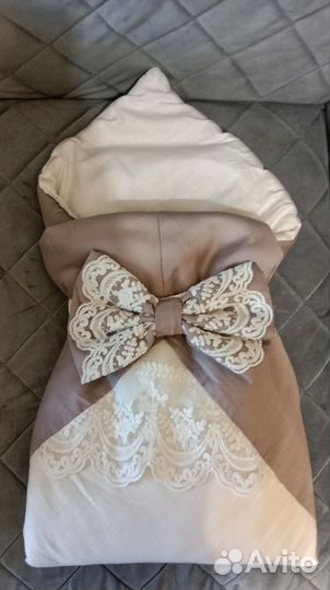 Комплект в кроватку бортики и одеяло