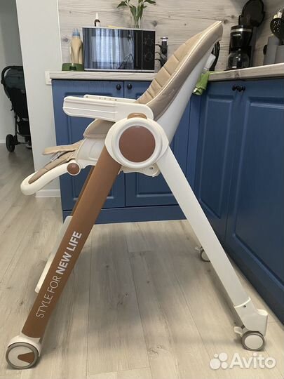 Стульчик для кормления happy baby berny v2