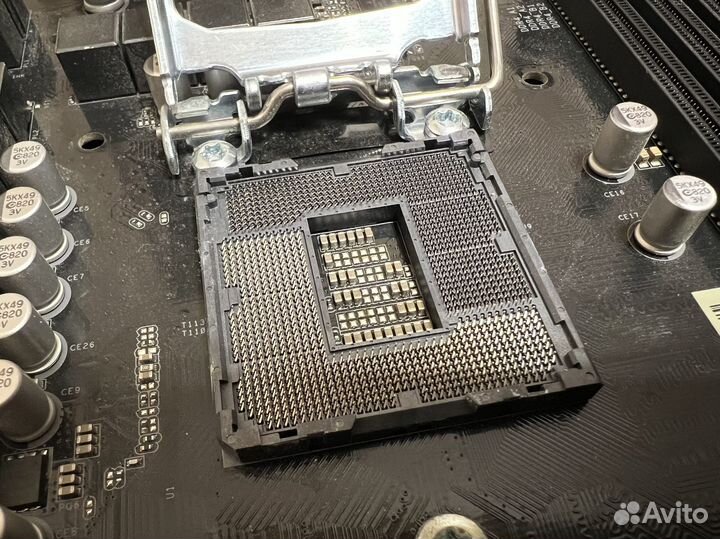 Asrock Z370 Pro4 + i9-9900k