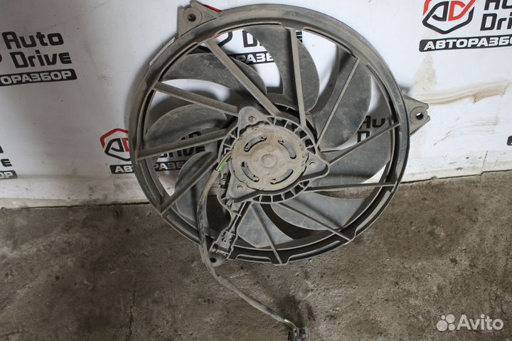 Peugeot 206 1.4 вентилятор охлаждения радиатора