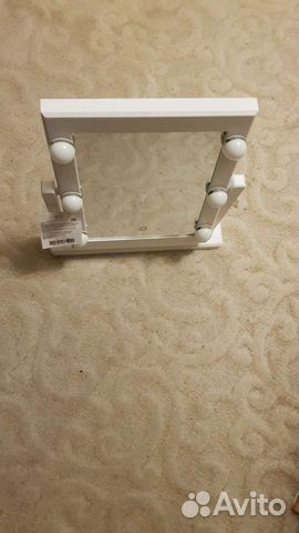 Гримерное зеркало с подсветкой