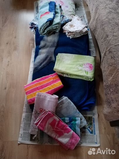 Принадлежности постельные