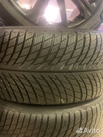 Michelin Pilot Alpin 5 SUV 295/35 R21 107V