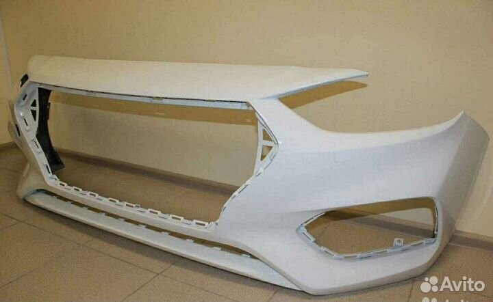 Передний бампер белый фокус 3