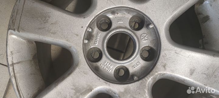 Диски литый VW 6Jx15 5/112 ET 50