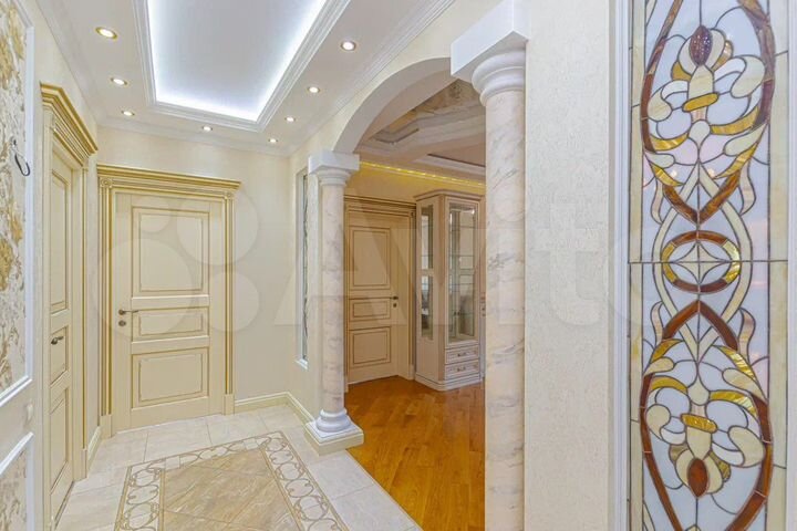 3-к. квартира, 121 м², 6/16 эт.