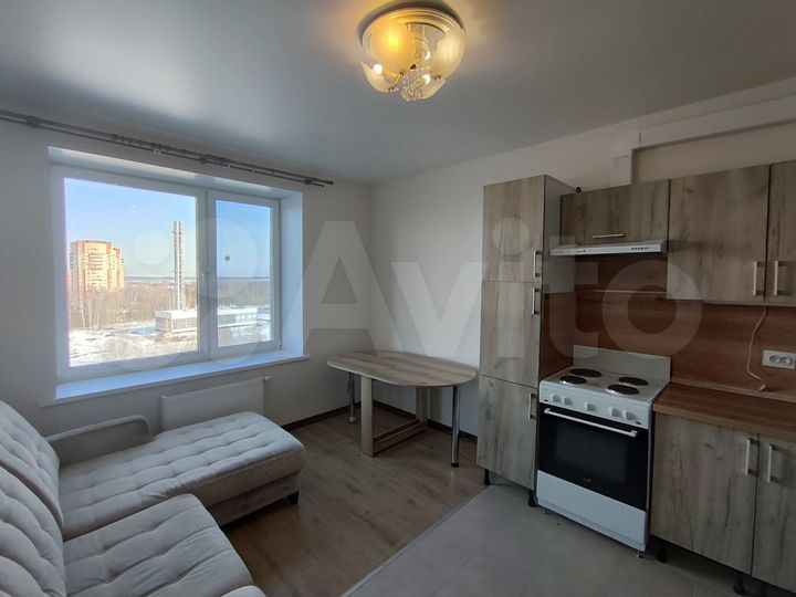 2-к. квартира, 64 м², 8/17 эт.