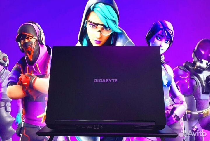 Почти новый ноутбук для работы/учебы/игр