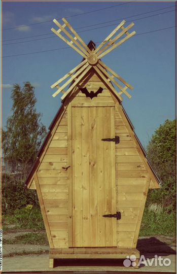 Дачный туалет деревянный с установкой еар 282