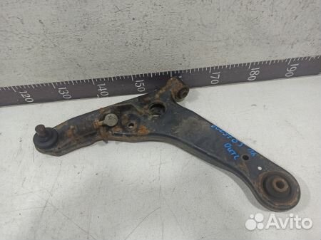 Рычаг передний левый нижний