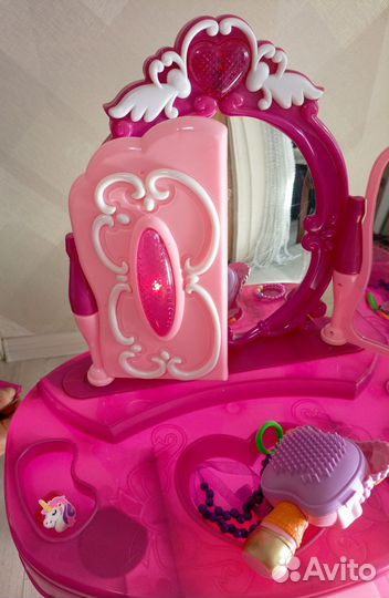 Детский туалетный столик с подсветкой