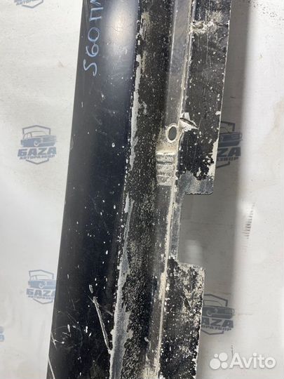 Накладка на порог передняя левая Volvo S60 B5244S