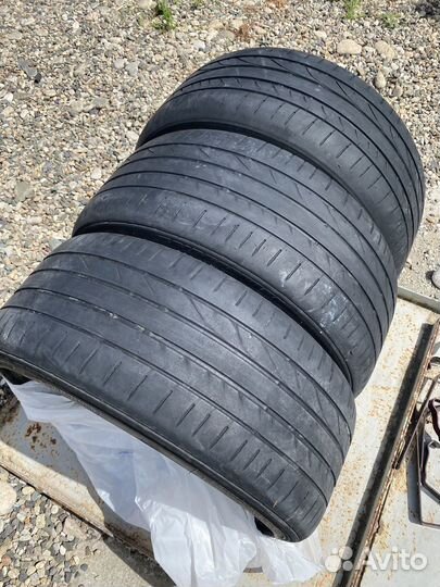 Bridgestone Potenza RE050A 235/40 R19 96Y