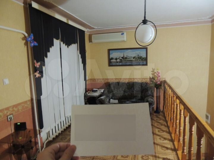 Дом 250 м² на участке 8 сот.