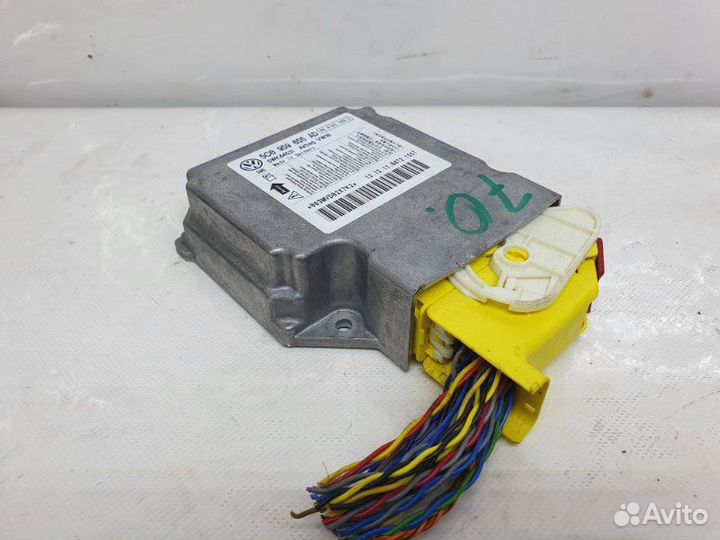 Блок управления аирбаг Volkswagen Jetta 6 2.0 TDI