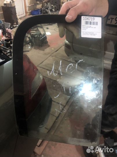 Форточка задняя правая Renault megane 2