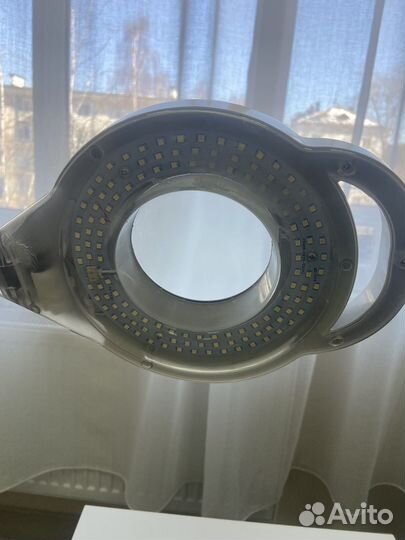 Лампа лупа настольная