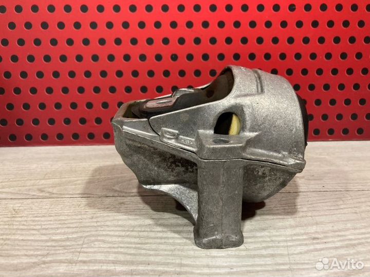 Подушка двигателя Porsche Macan 95B 2019