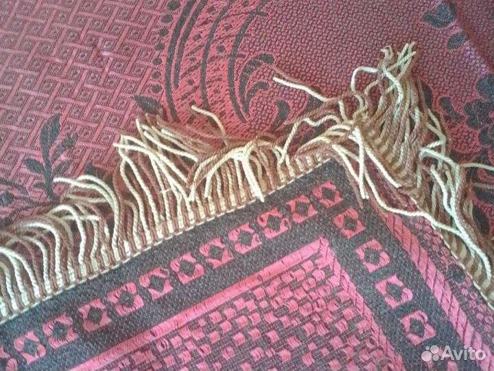 Скатерть гобеленовая