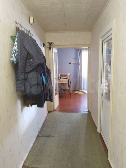 2-к. квартира, 54 м², 1/3 эт.