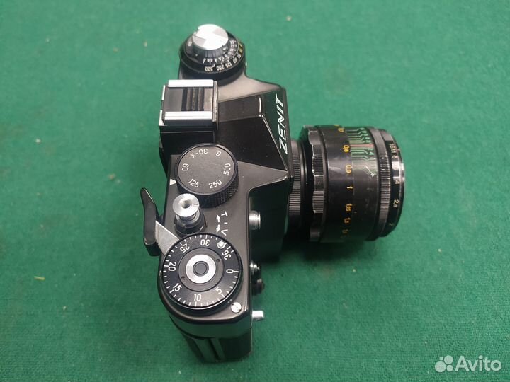Фотоаппарат Зенит 11 + Гелиос 44-2