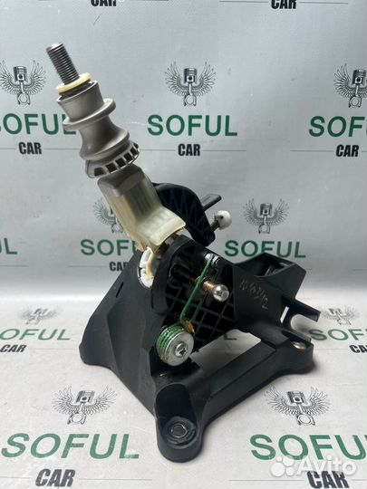 Кулиса МКПП Toyota Verso 2010