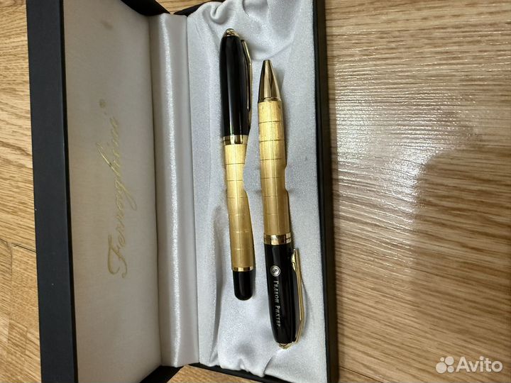 Ручка подарочная