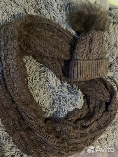 Шарф-хомут и шапка