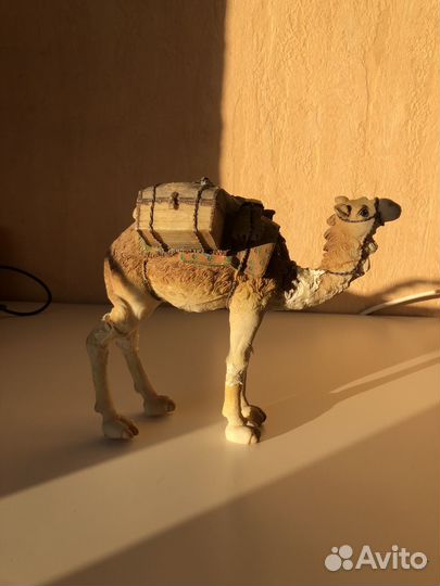 Статуэтка верблюд