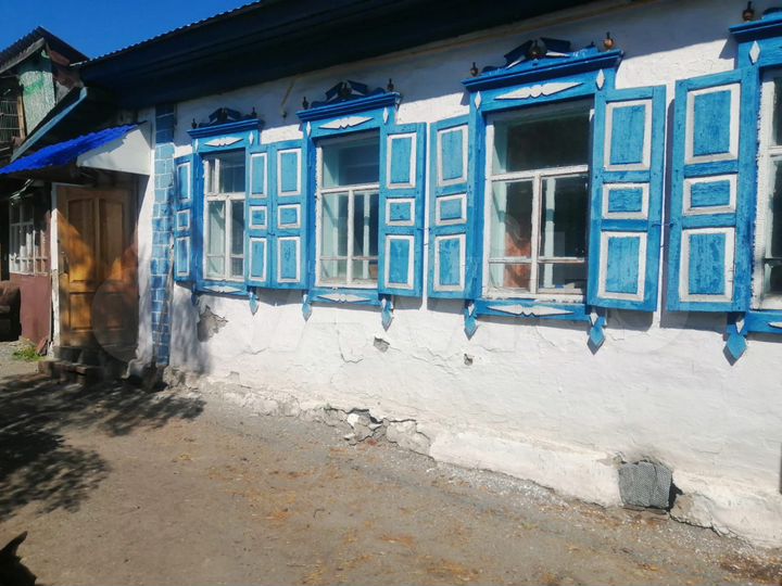 Дом 35 м² на участке 8 сот.