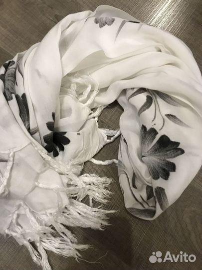 Шарфы, палантины