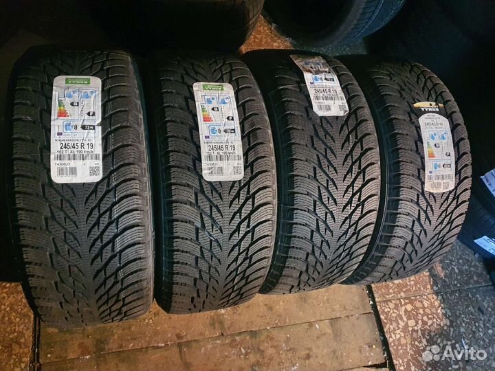 Nokian Tyres Hakkapeliitta R3 245/45 R19 102T