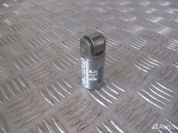 Толкатель впускного клапана DAF 1645642