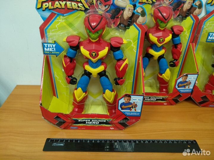 Оригинал Фигурка героя Аксель со звук. эффектами