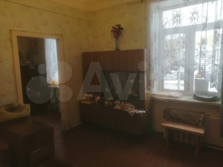 2-к. квартира, 58 м², 1/4 эт.