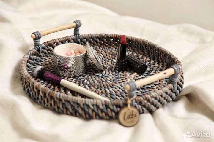 Плетёный поднос ручной работы