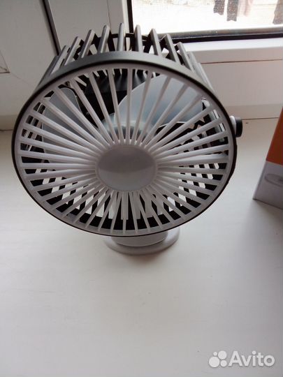 Вентилятор-фонарь настольный
