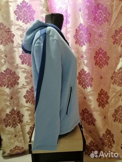 Спортивный костюм женский