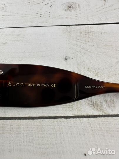 Солнцезащитные очки Gucci GG0985