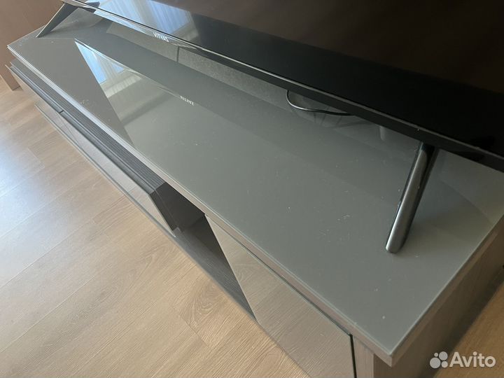 Подставка под телевизор с ящиками