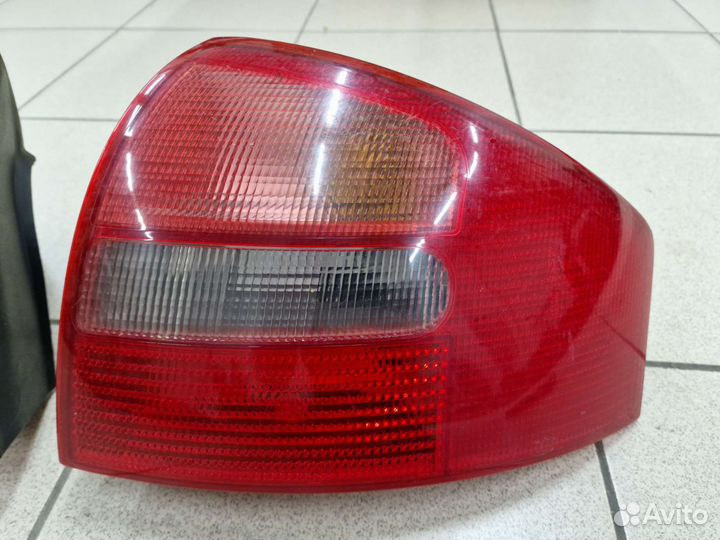 Задние фонари Audi A6 C5 Седан Оригинал