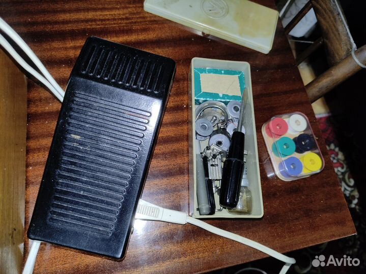 Швейная машина Подольск 142