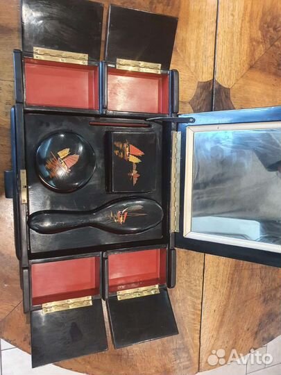 Старинная шкатулка