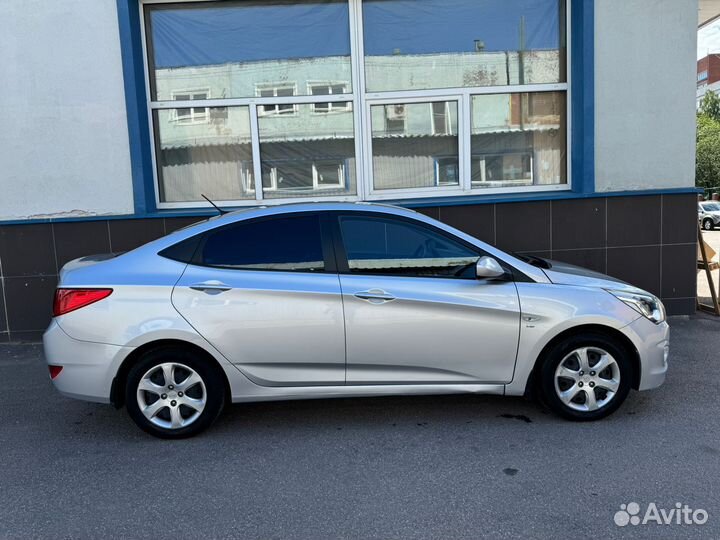 Hyundai Solaris 1.6 AT, 2015, 194 000 км