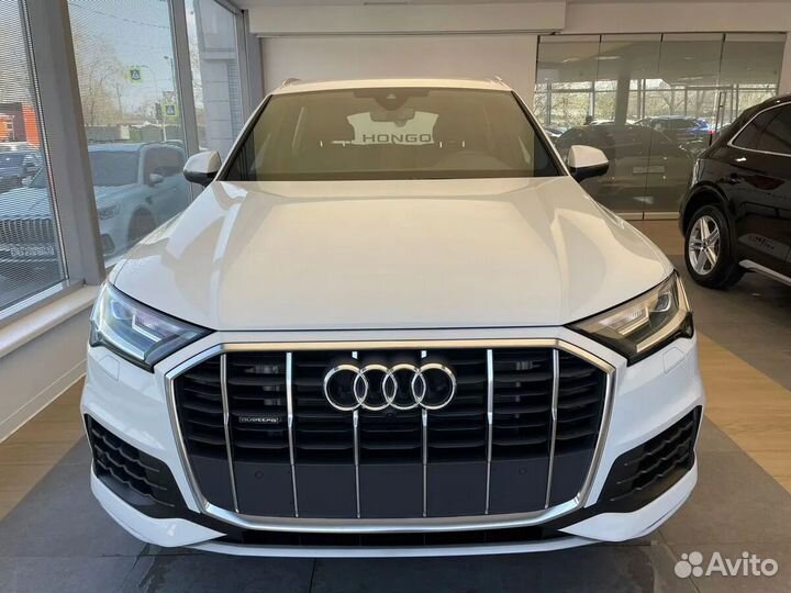 Audi Q7 3.0 AT, 2022