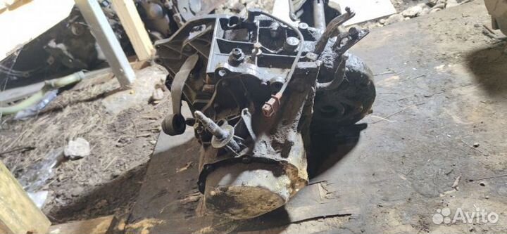 МКПП (механическая коробка переключения передач) I