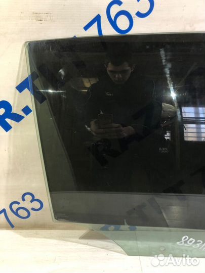 Стекло двери зад прав volkswagen golf 6 1.4 мт хет