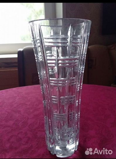 Хрустальная ваза