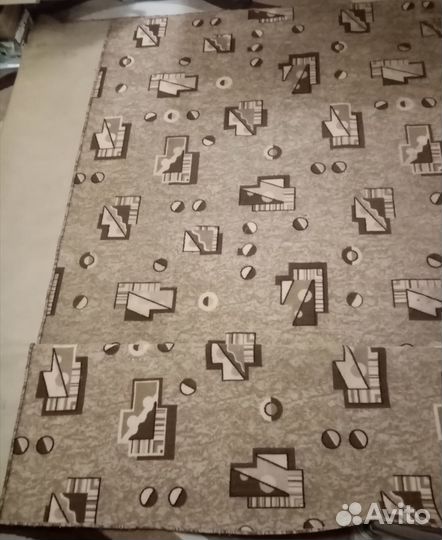Продаётся ковёр б/у